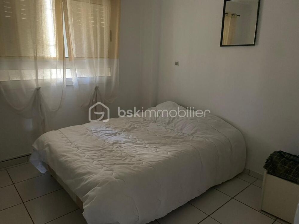 Appartement T3 de 50,30m² avec ascenseur + cave situé quartier Les Chartreux 13004 Marseille