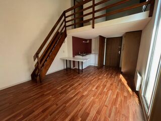  Appartement à louer 1 pièce 26 m²