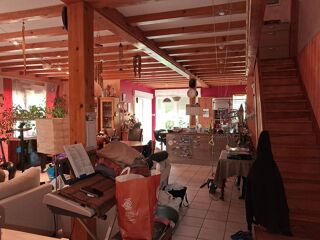 Vente Maison Coubon(43), maison de 240 m2 habitables, 4 chambres sur 1440 m2 de terrain Coubon