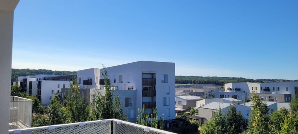 Location Appartement JOUY-LE-MOUTIER – Quartier de la Rosée - Appartement 2 pièces meublé • 41 m² • Terrasse • Parking • Vue dégagé Jouy le moutier