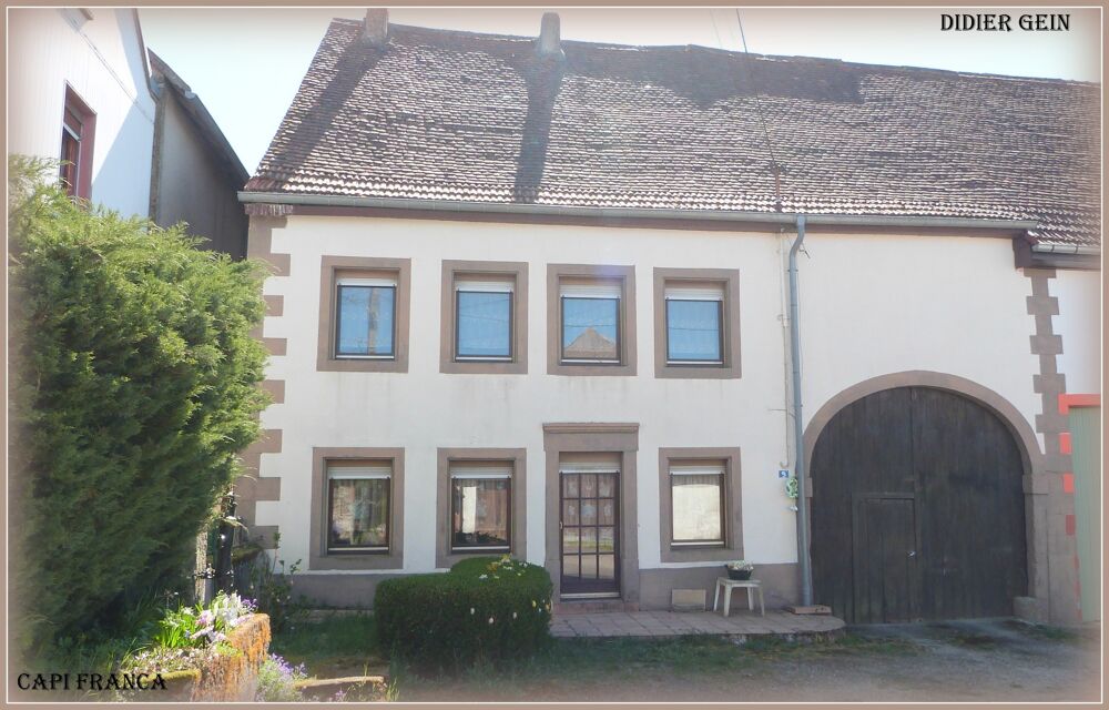 Maison 6 pièces 143 m² · à Schmittviller · 143 m² · 66 000 €