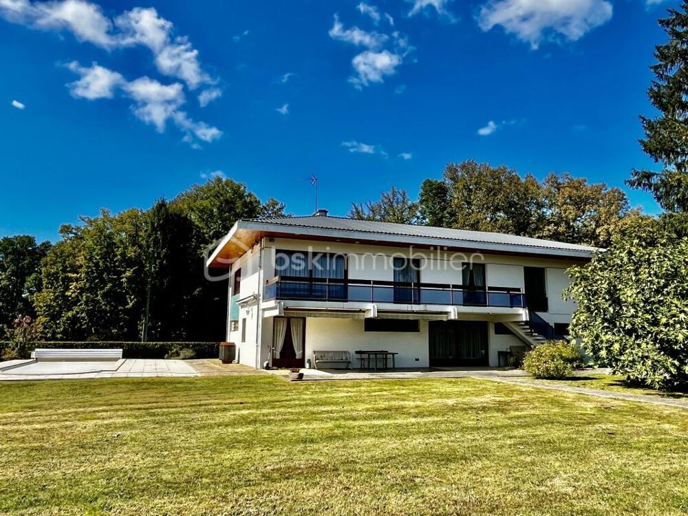 Propriété d'exceptipn - 300M2 avec piscine - Terrain 2000M2 constructible