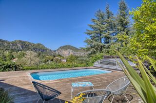  Villa à vendre 7 pièces 185 m²