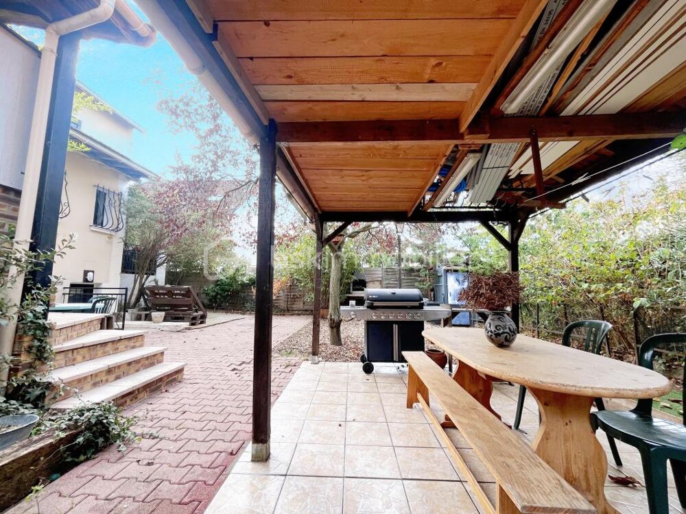Vente Maison Maison individuelle de caractère - 9 pièces environ 193m2 - Terrain 341m2 environ Acheres