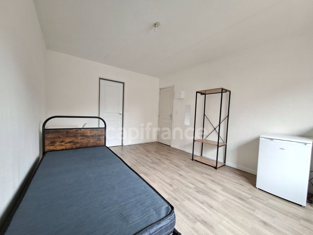 Location Appartement Chambre 19 m² avec salle d'eau et WC privatifs – Colocation meublée – 460 € CC – Roubaix Roubaix