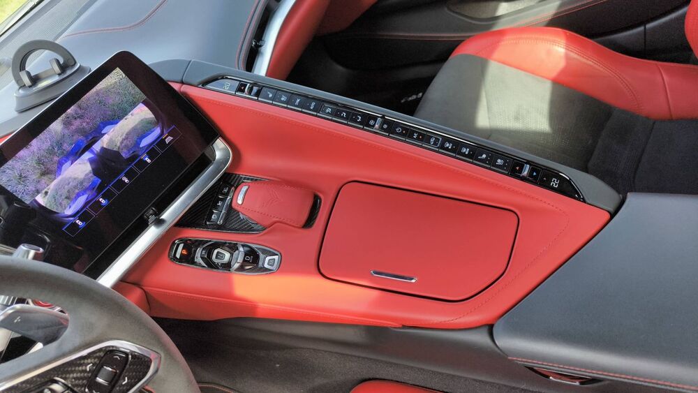 Corvette Stingray C8 6.2 V8 LT2 483 3lt - Automatique 2022 occasion 71200 Le Creusot