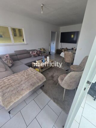  Appartement � vendre 5 pi�ces 57 m�