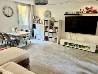  Appartement  vendre 3 pices 70 m