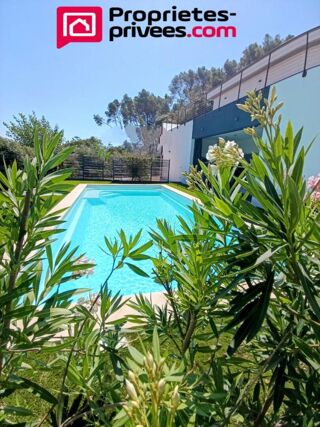  Propri�t�/ch�teau � vendre 8 pi�ces 225 m�