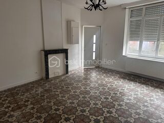  Maison  vendre 9 pices 180 m