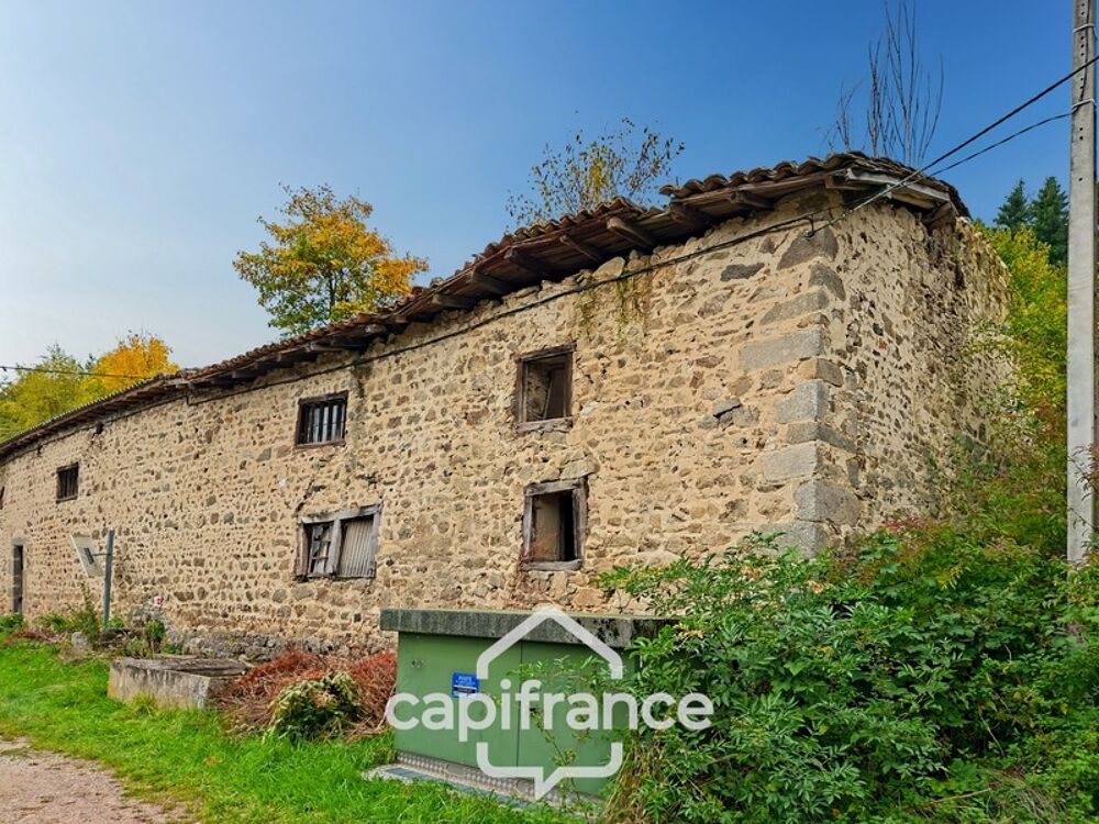 Grange de plus de 135 m² à vendre CELLES SUR DUROLLE (63)