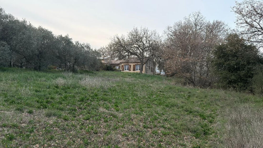 Luberon - Maison familiale de plain-pied avec piscine et fort potentiel