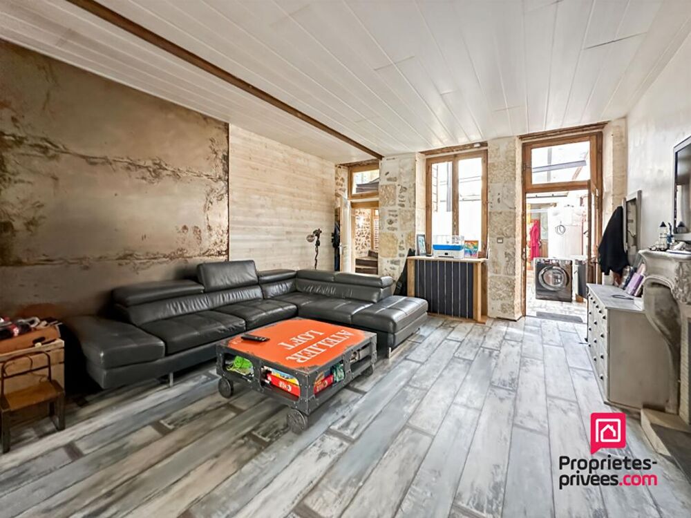 Vente Maison Propriété composée de 2 maisons atypiques (avec 2 entrées indépendantes) en plein centre ville d'Avallon Avallon