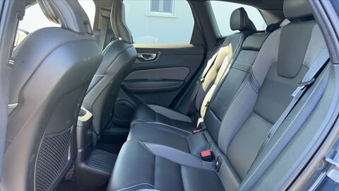 XC60 T6 Recharge 341 Plug in Hybrid AWD Geartronic8 R-Design - En 2022 occasion 63000 Clermont Ferrand