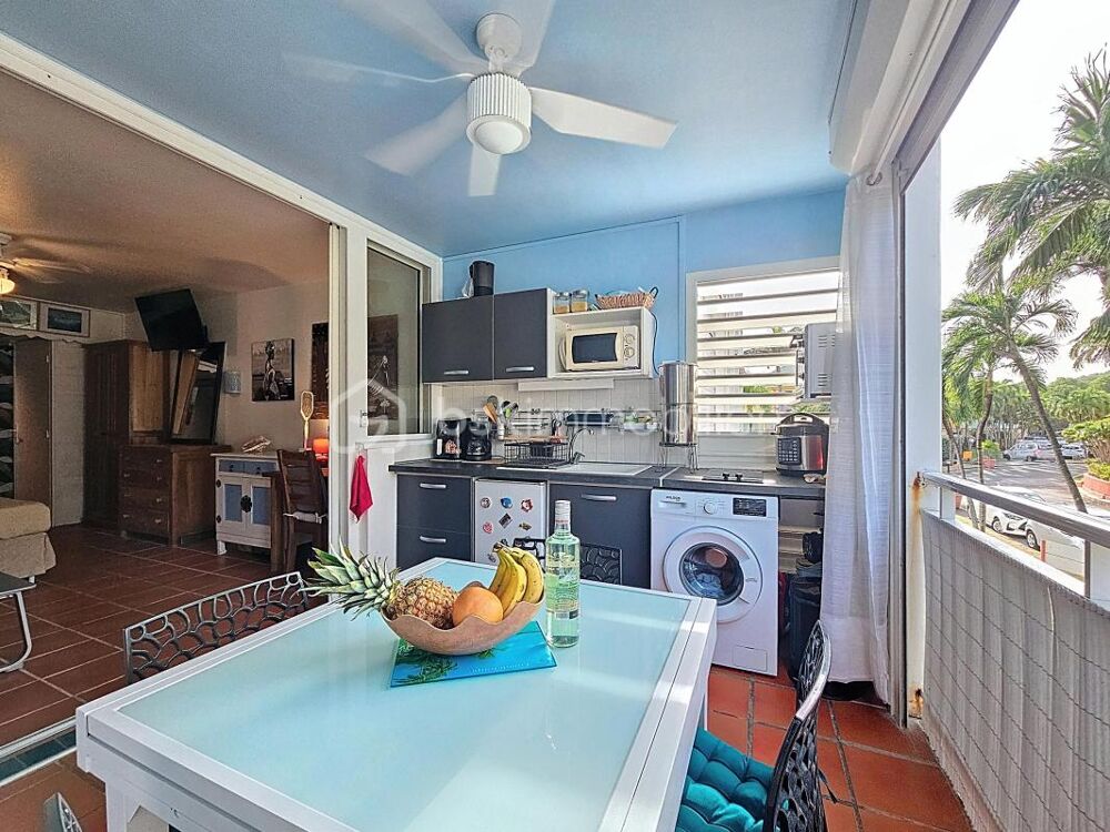 Vente Appartement Grand studio 34 m2 Anse des Rochers plage piscine et citerne Saint francois