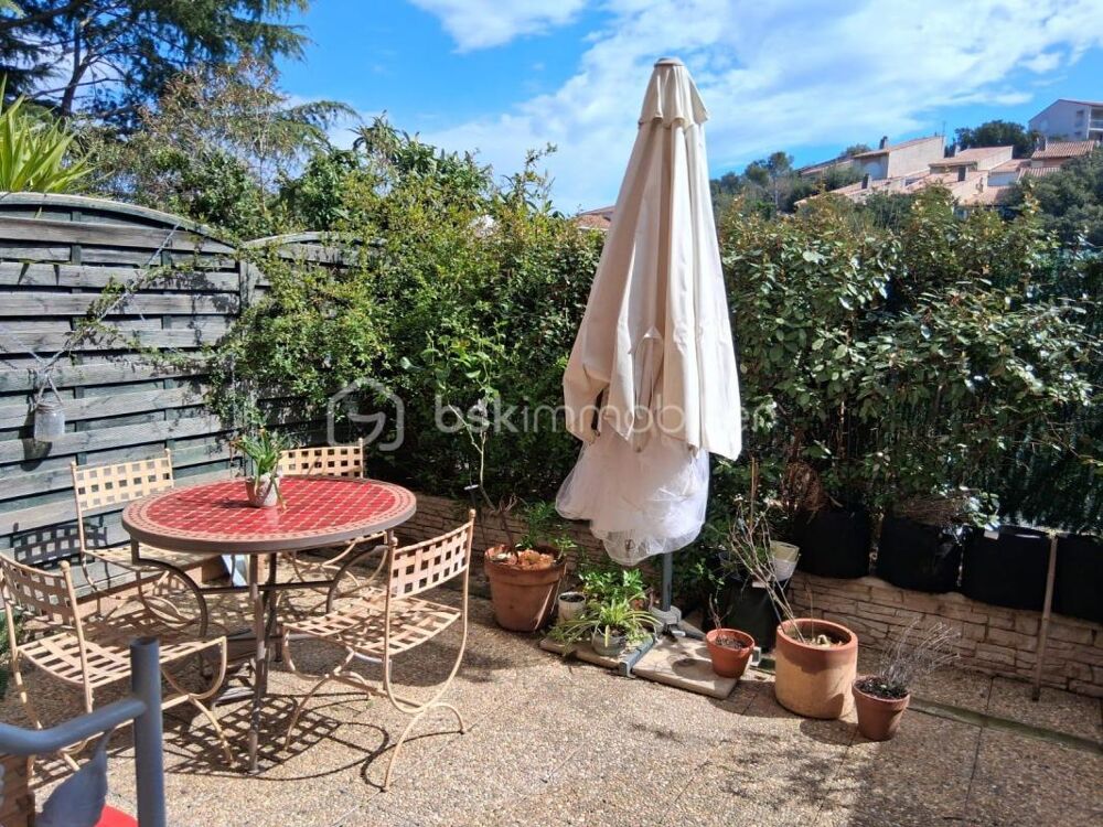 Vente Immeuble T3 2 terrasses piscine 700 m centre ville Saint raphael