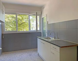  Appartement à louer 3 pièces 56 m²