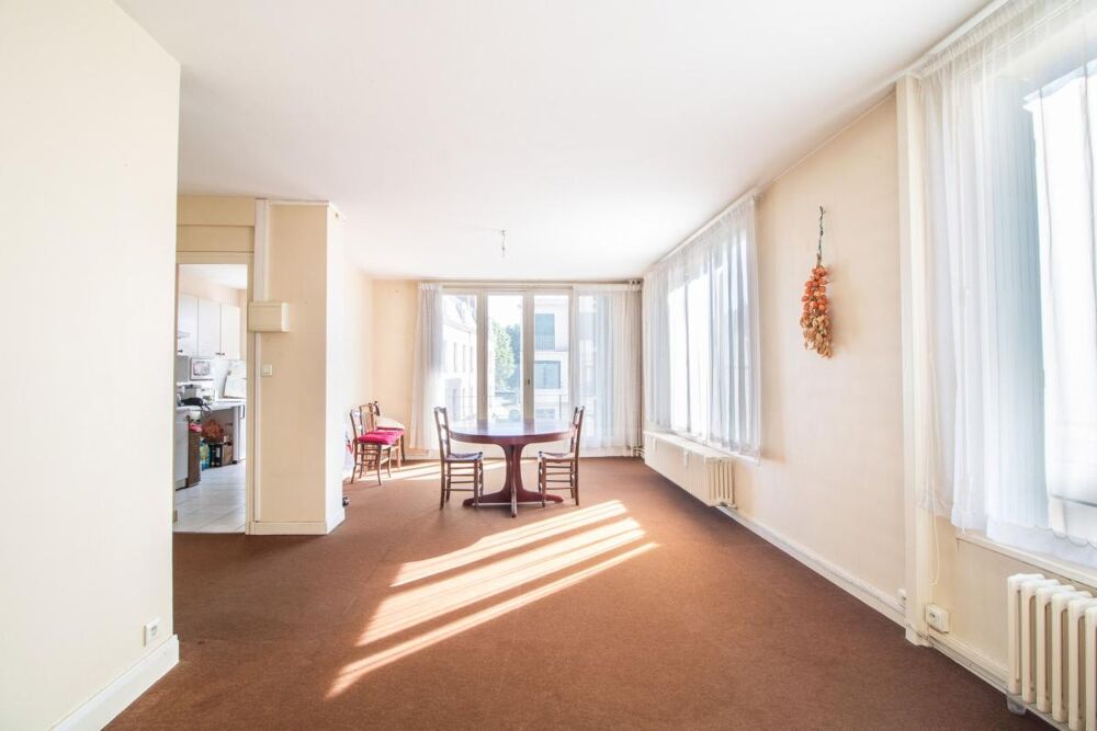 Appartement 3 pièces 77 m² · à Montlucon · 77 m² · 50 000 €