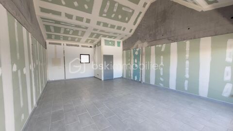   Location Local Commercial de 50 m² Centre-ville de l'Étang-Salé 