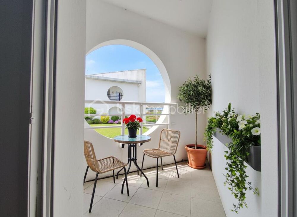 T2 cocon de 32 m² avec Terrasse et Loggia + Place de parking souterrain sécurisée