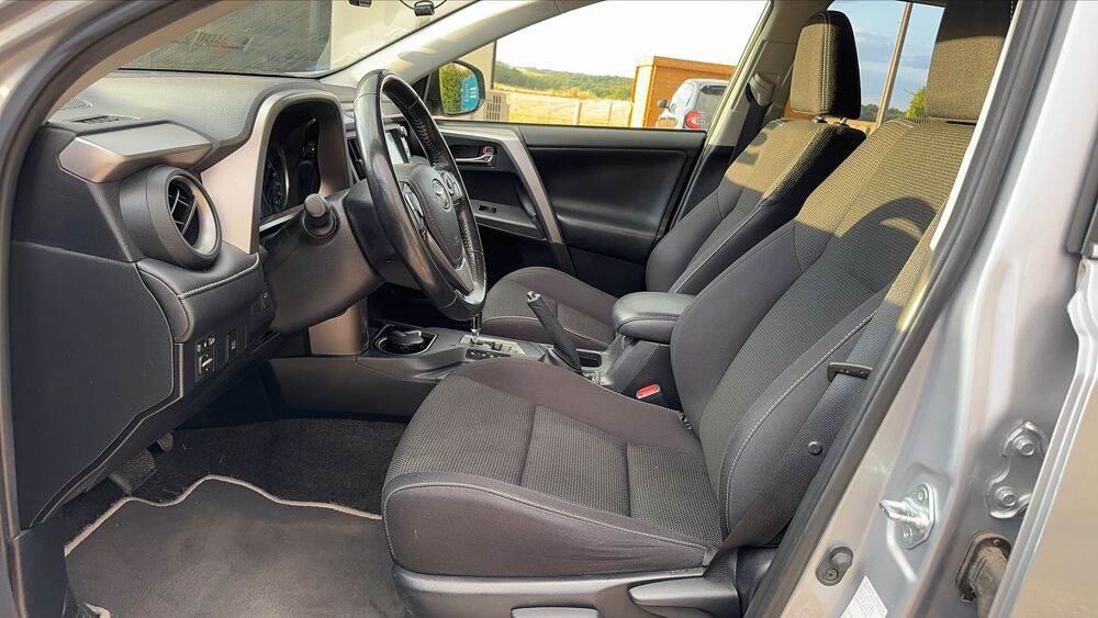 RAV 4 2.5 VVTi 197 Hybrid 2WD E-CVT Dynamic 2018 occasion 76690 Saint Georges Sur Fontaine