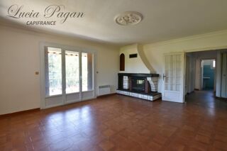  Maison à vendre 10 pièces 242 m²