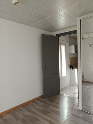  Appartement à louer 2 pièces 42 m²
