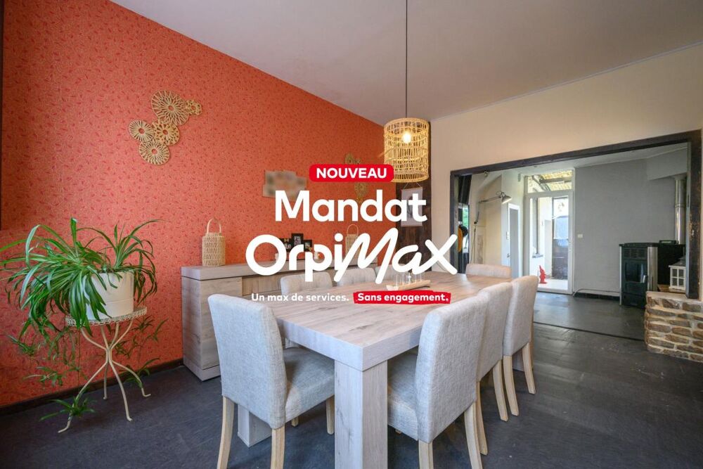 Maison semi individuelle, 4 chambres. dont une au rez de chaussée., salle de bains, jardin, garage