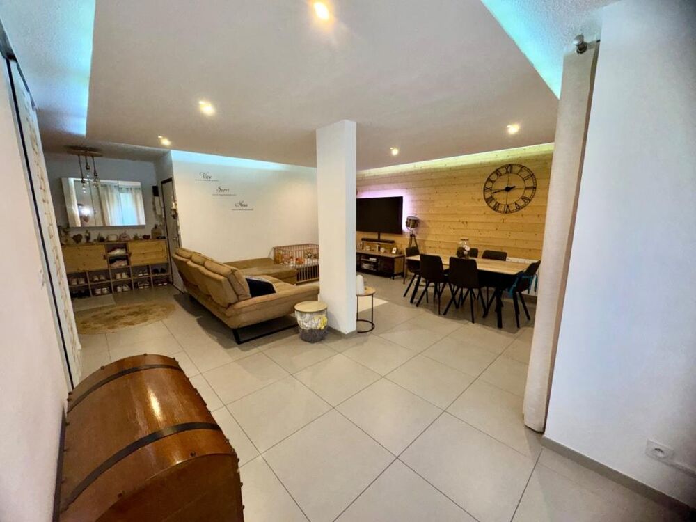 Vente Appartement Appartement T3 rénové de 75 m² avec loggia – Annecy/Cran-Gevrier Cran gevrier