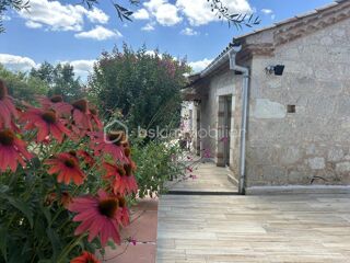  Propri�t�/ch�teau � vendre 10 pi�ces 396 m�