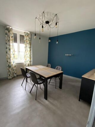  Immeuble à vendre 5 pièces 131 m²