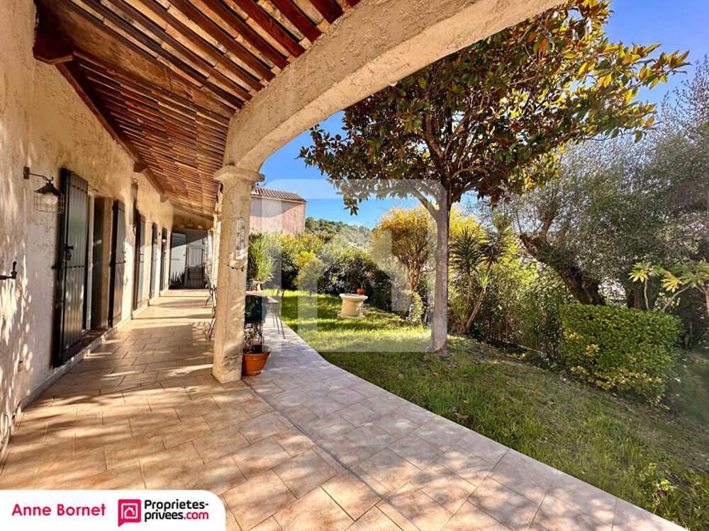 Vente Villa Villa individuelle 6 pièces 148 m2 avec jardin arboré, terrasse et cave Cannes