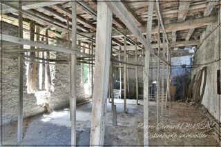  Remise / Grange à vendre 2 pièces 160 m²