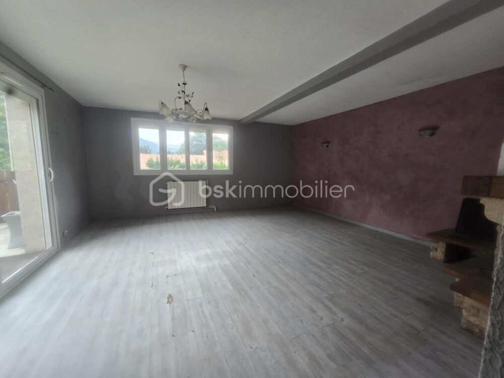 Vente Maison Maison de caractère à rénover au Péage-de-Vizille – 118 m² habitables – 3 588 m² de terrain Vizille