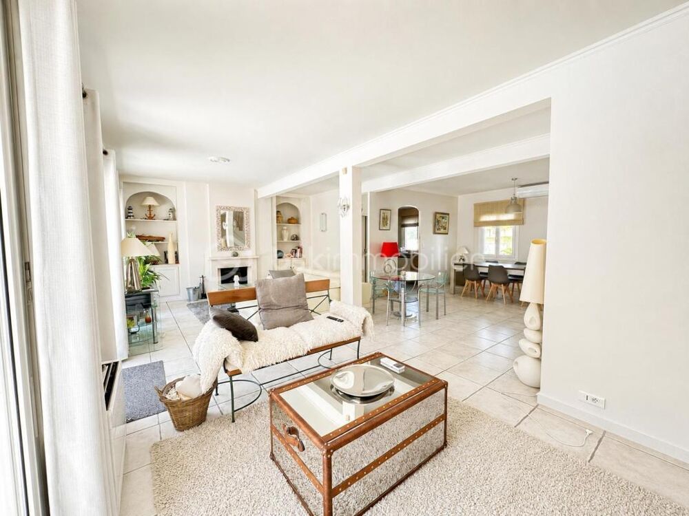 Vente Maison Valras-Plage – Superbe maison T6 de 190 m² avec piscine chauffée et garage sur terrain de 278 m2 Valras plage