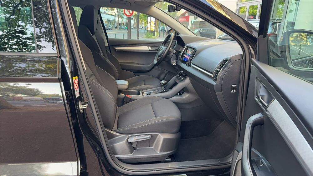Karoq I 1.5 TSI ACT 150 DSG7 Ambition - Entretien constructeur Toi 2023 occasion 92800 La Defense