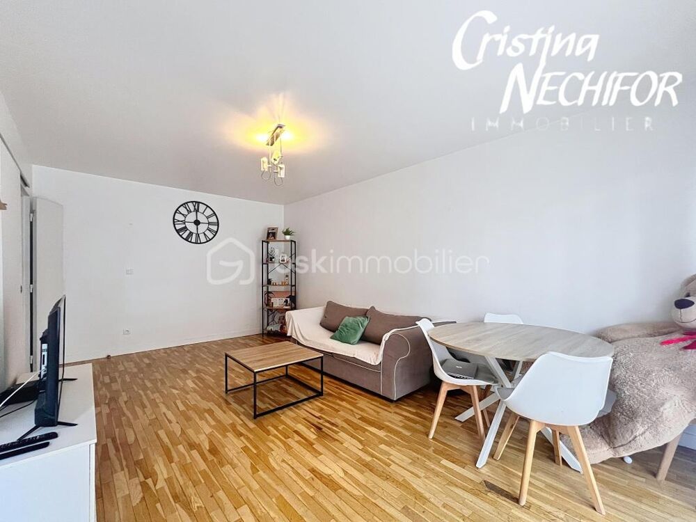 BEL APPARTEMENT 2 PIÈCES AVEC ASCENSEUR ET CAVE  PARC DES FRÊNES, MONTÉVRAIN