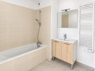  Appartement à louer 3 pièces 62 m²