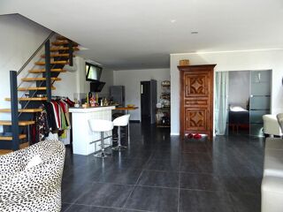  Maison � vendre 8 pi�ces 309 m�