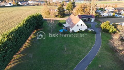   Ingr� � Propri�t� familiale avec studio ind�pendant sur terrain rare de 4 975 m� � DPE A Propri�t�/ch�teau - 9 pi�ce(s) - 223 m�