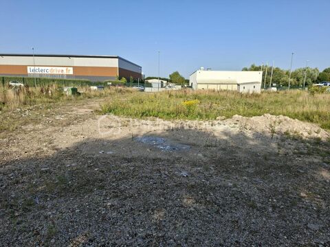 Terrain de 3000 m² en ZI  - Façade de 49 m linéaire 350000 77515 Faremoutiers