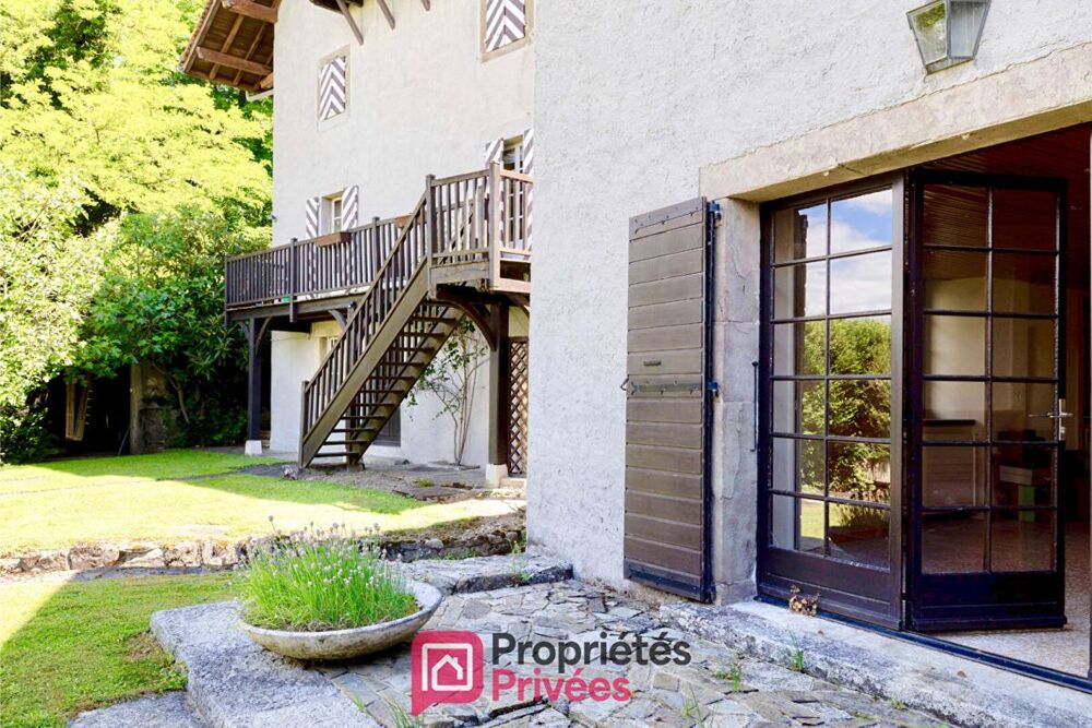 à vendre  Propriété/château Lully (74890)