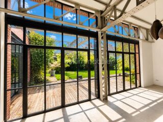  Immeuble à vendre 6 pièces 800 m²