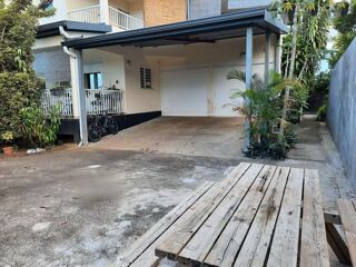  Villa � vendre 6 pi�ces 196 m�