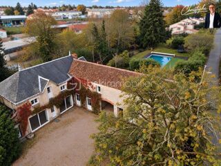 Propriété/château à vendre 15 + pièces 700 m²