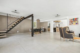  Villa à vendre 5 pièces 235 m²