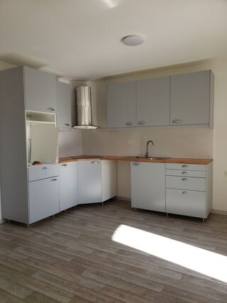  Appartement à louer 3 pièces 67 m²