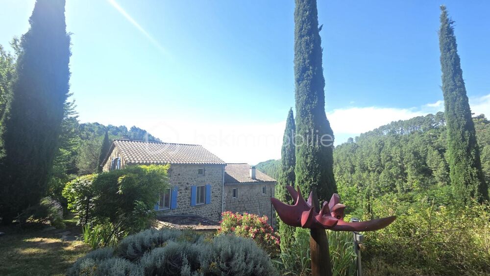 Maison 14 pièces 350 m² · à Largentiere · 350 m² · 850 000 €