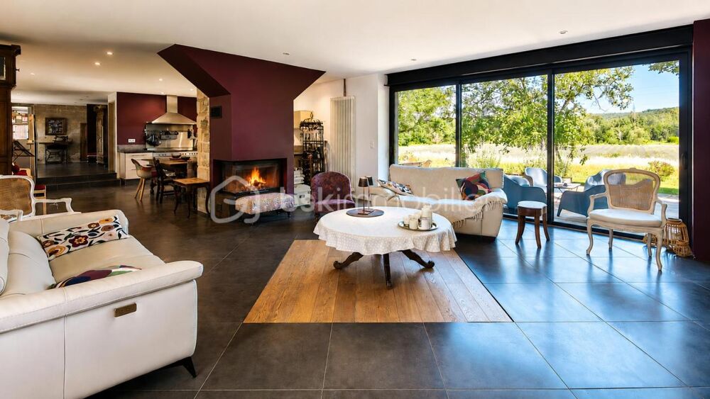 à vendre  Maison Grignan (26230)