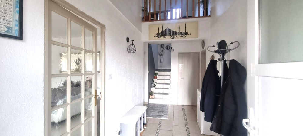 Vente Maison GRANDE MAISON FAMILIALE - 5 CHAMBRES - CLASSE: B - GES: A Valentigney